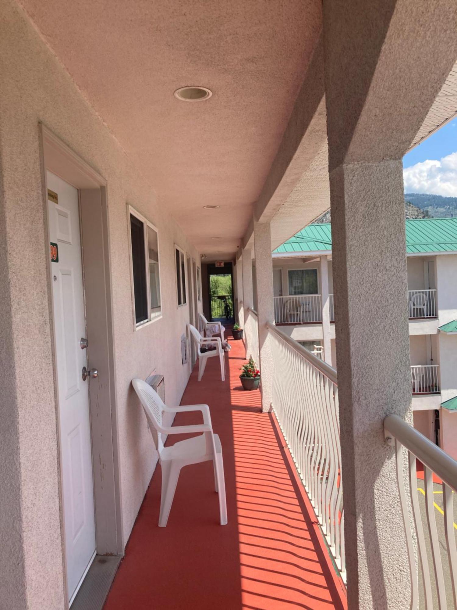 Motel 99 Grand Forks Bagian luar foto