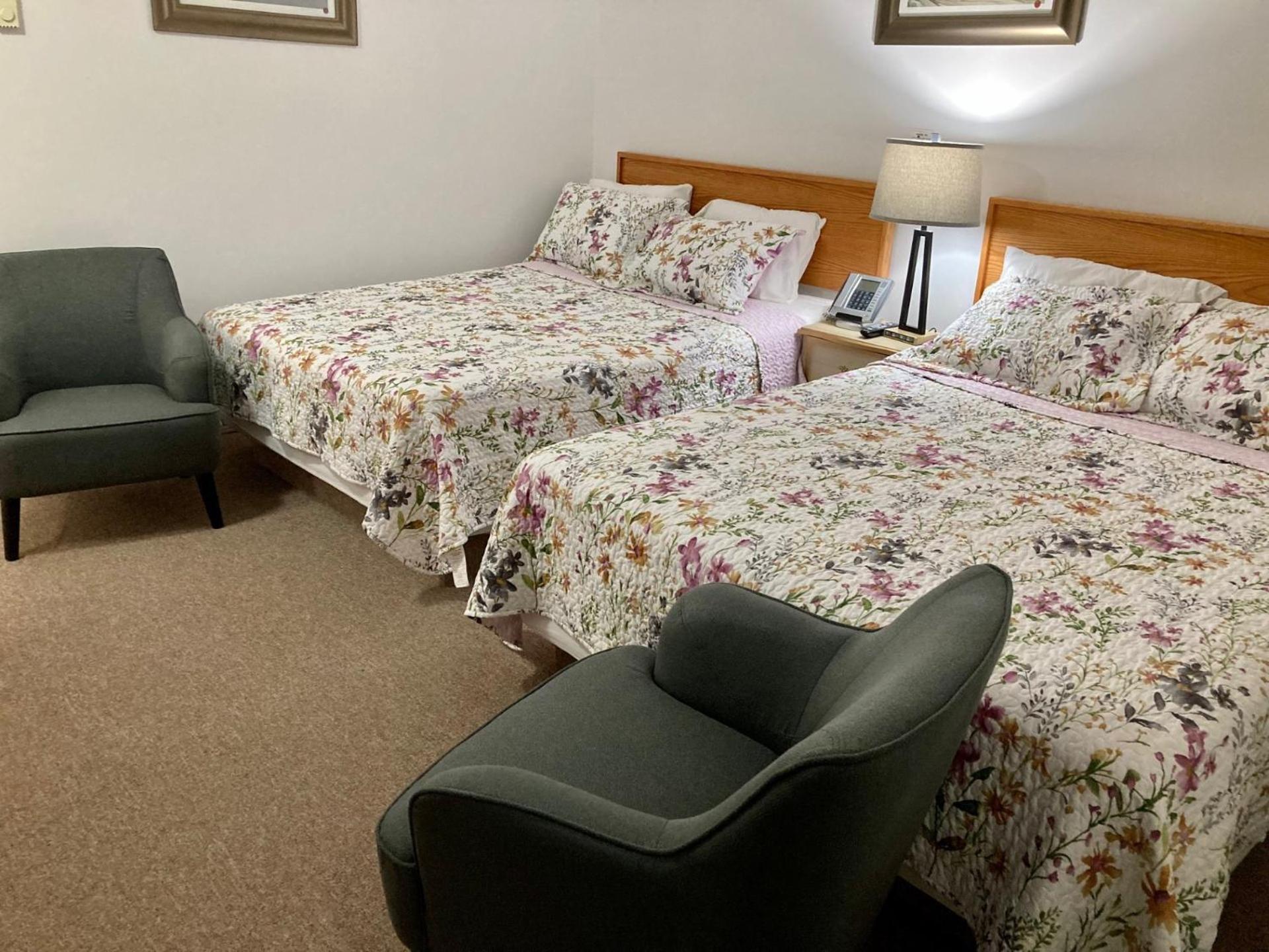 Motel 99 Grand Forks Bagian luar foto