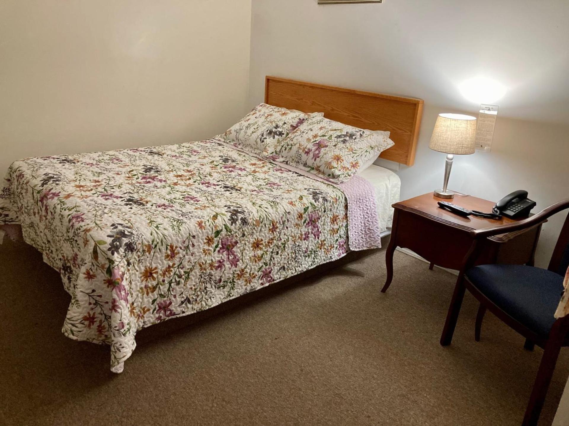 Motel 99 Grand Forks Bagian luar foto