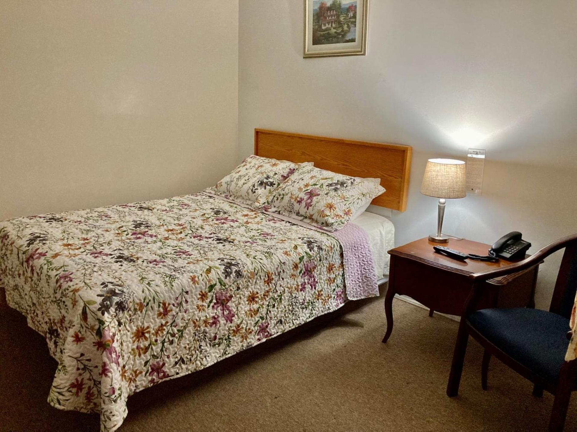 Motel 99 Grand Forks Bagian luar foto