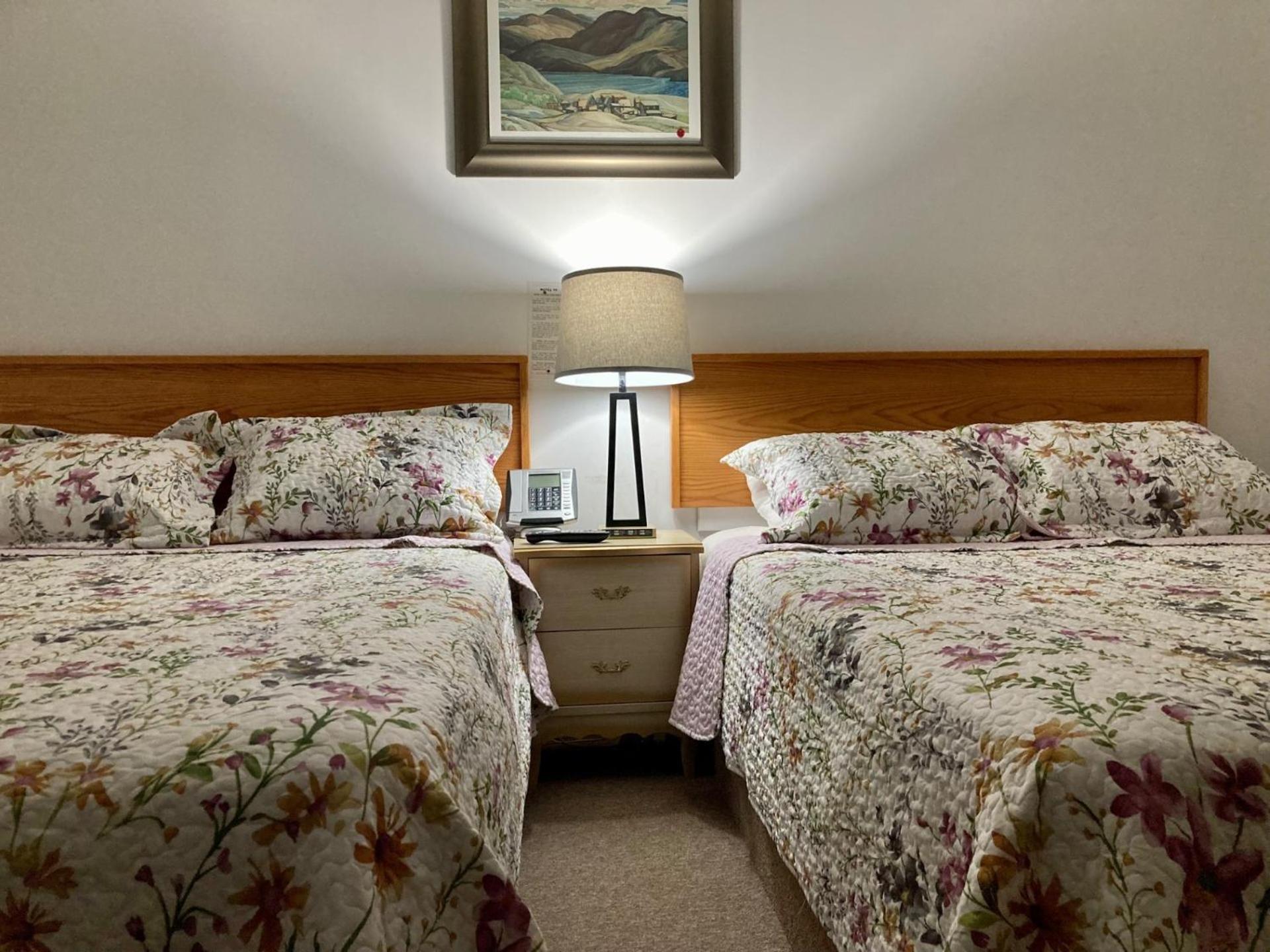Motel 99 Grand Forks Bagian luar foto